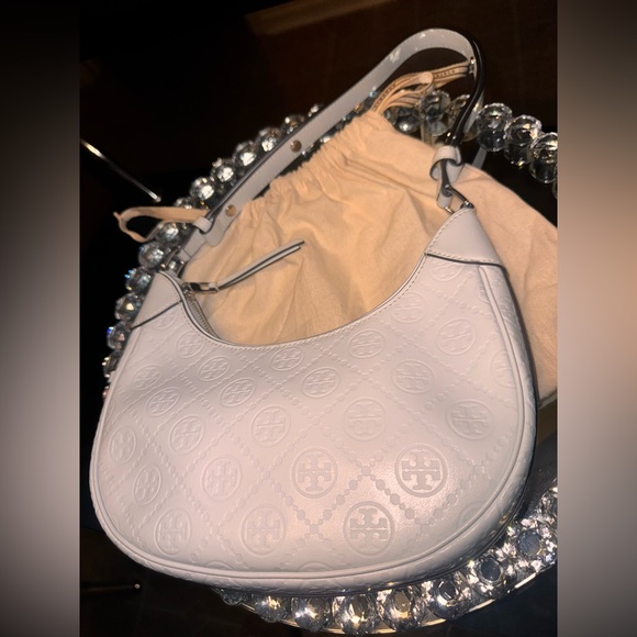 NWOT TORY BURCH T Monogram Leather Crescent Bag In Ice Blue. - Picture 8 of 15